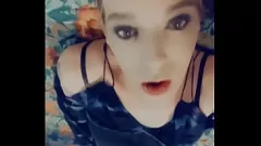 تشغيل وقحة الساخنة في جوارب يشتهي الجنس الشرجي