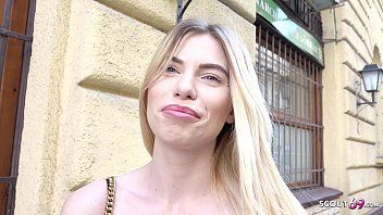 Redare Melina colega de facultate platita pentru sex fix in cur