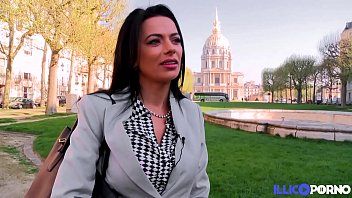 Jouer Roxana vancea porno a des relations sexuelles avec bendeac