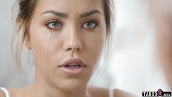 Odtwórz Hiszpańska dziewczyna, która bardzo kocha brutalne xxx