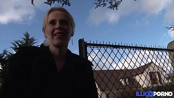 Jouer Milf fa xxx al casting