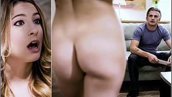 Jouer J'aime quand elle fait du xxx oral sur des œufs