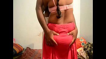 Jouer Tutte le concupiscenze e tutte le perversioni sessuali possono essere fatte con questo ragazzo con i baffi