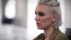 Redare Blond milf cu țâțe mari de rată și dracu 'din greu