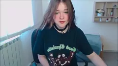 Reproduzir Adolescente sensual atordoa na webcam: ação amadora digna de pornografia